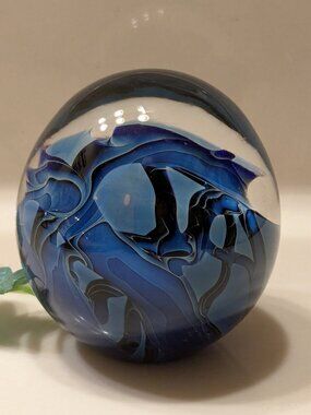 Robert Eickholt 2 3/4" Reptile Series Dichroic Paperweight Signed 1990